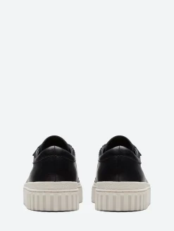 Clarks - Mayhill Walk in Black