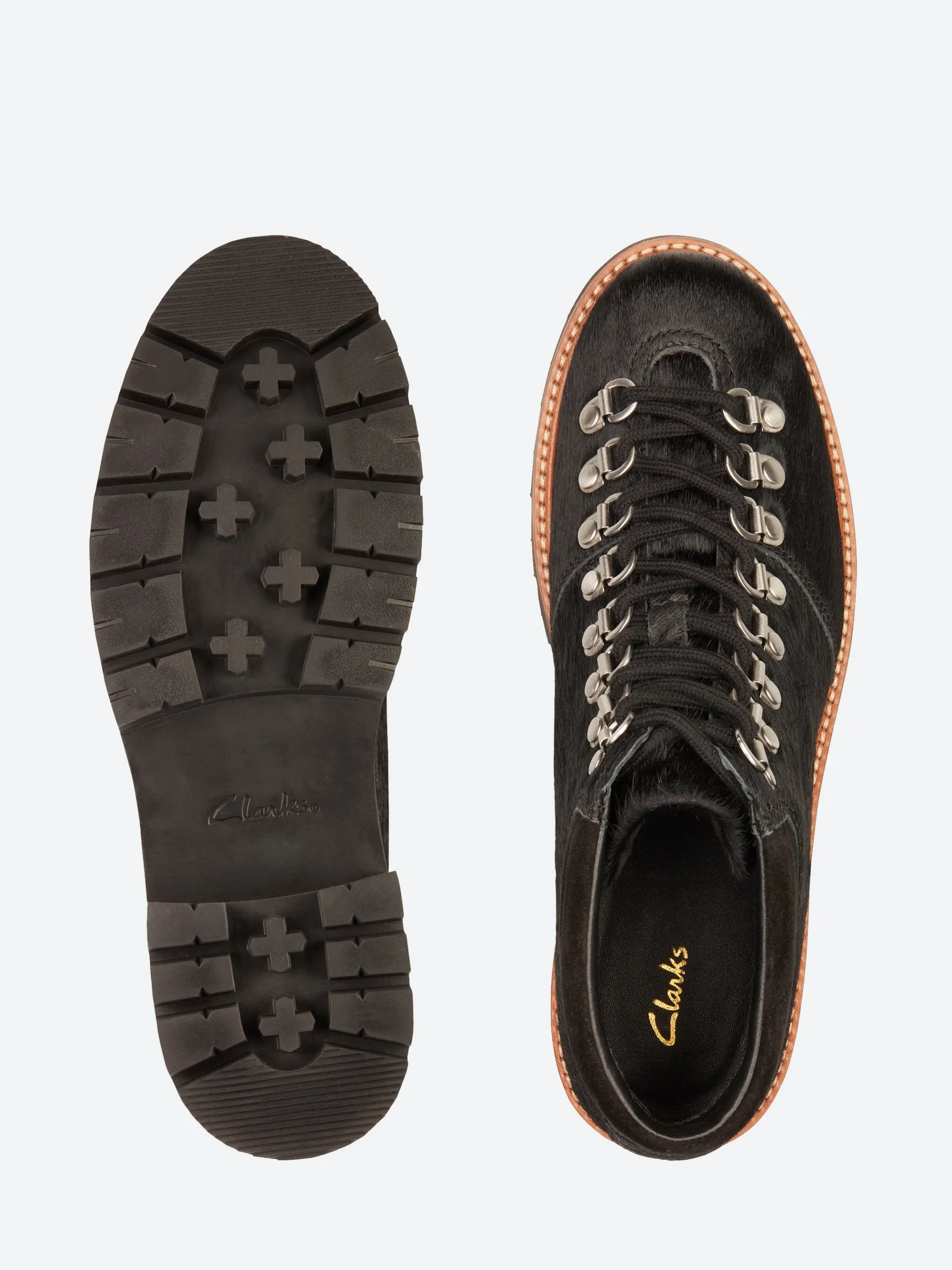 Clarks - Orianna Alpine in Black