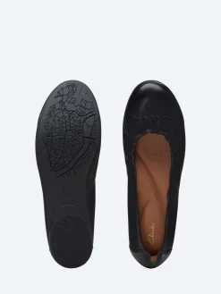 Clarks - Rena Hop in Black Leather