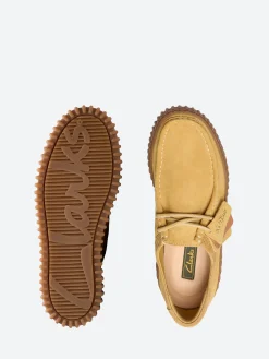 Clarks - Torhill Lo in Golden Tan Suede