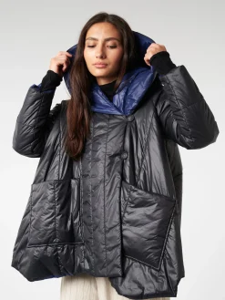 collection PRIVÉE? - Padded Coat in Nero/Blu