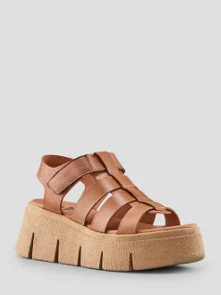 Cougar - Antony Wedge Sandal in Tan