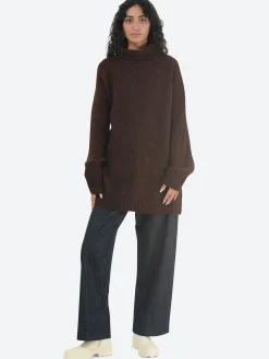 Filippa K - Simone Yak Rollerneck in Mahogany Red