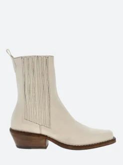 Fiorentini + Baker - Celo Cuban in Cement Cusna