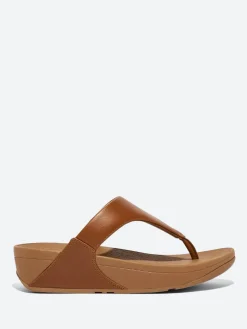 FitFlop - Lulu Leather Toe-Post Sandals in Light Tan