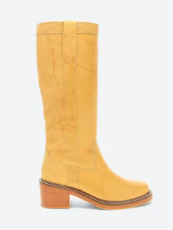 Frye - Kate Pull On in Banana