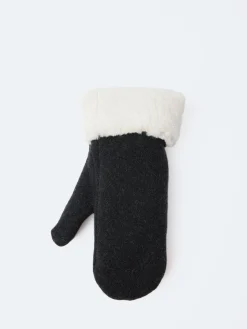 gravitypope - 5475 Mitten in Black and Panna