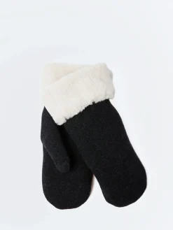 gravitypope - 5475 Mitten in Black and Panna