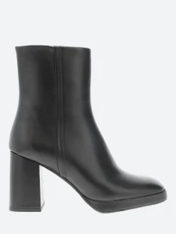 gravitypope - Grizel Ankle Boots in Nero Vitello