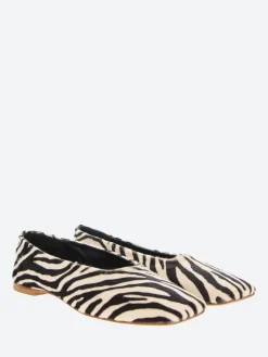 gravitypope - Jaana Ballet Flats in Black and White Pony Hair