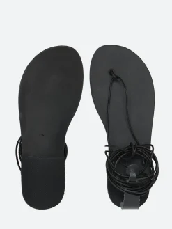 gravitypope - Kalika in Black