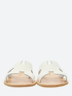 gravitypope - Kara in White