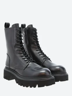 gravitypope - Madira in Nero Vitello