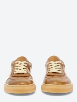 gravitypope - Mustafa Low Top Sneakers in Marzipan Glove Tinto