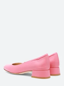 gravitypope - Nadia in Pig Rose Leather