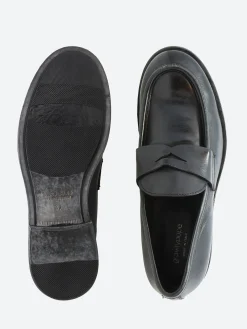 gravitypope - Raelee in Nero Drill