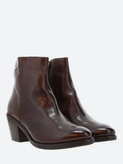 gravitypope - Rita in Moka