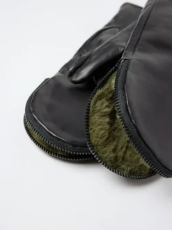 gravitypope - Top Zipper Mitten in Loden