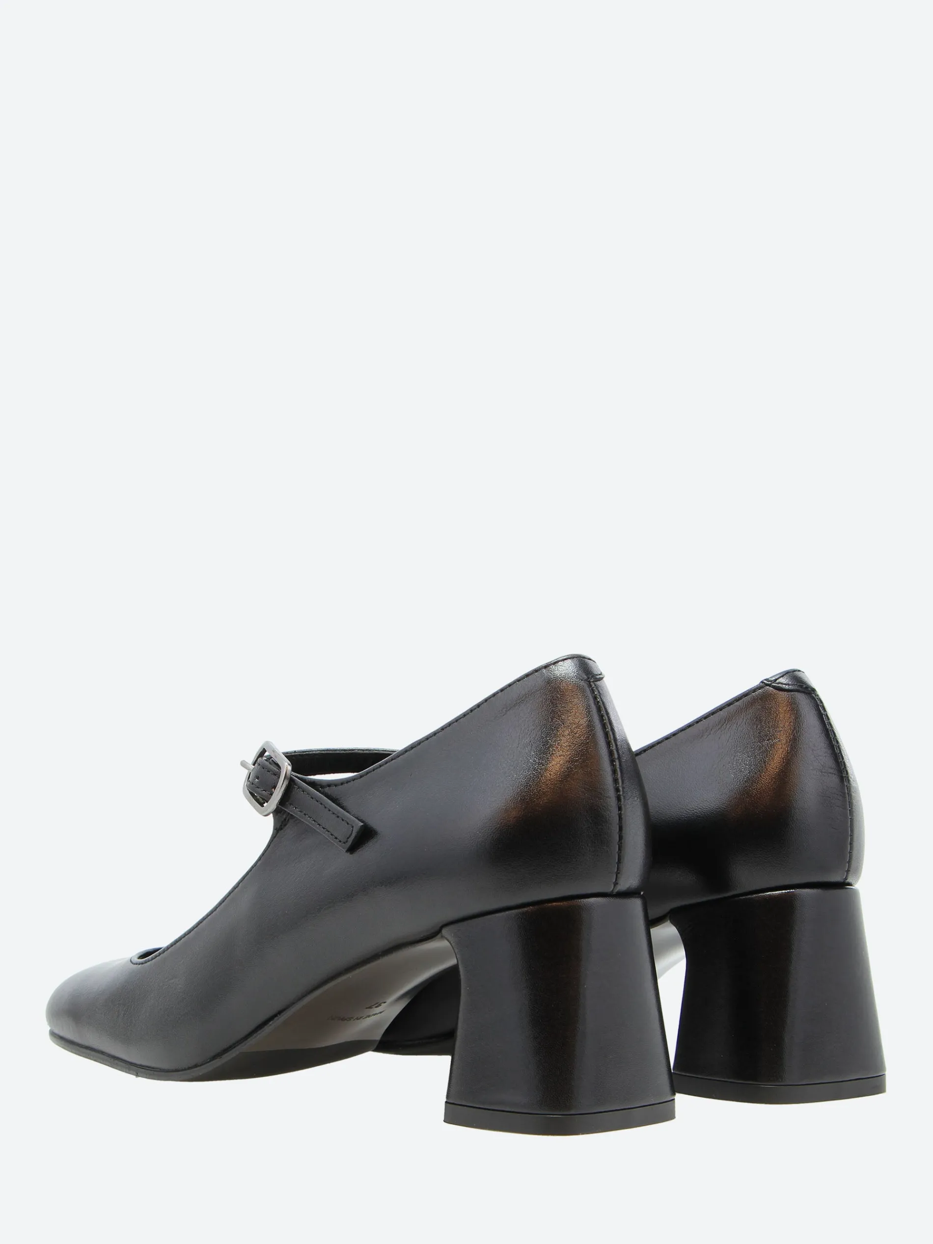 gravitypope - Zaba in Black Coy