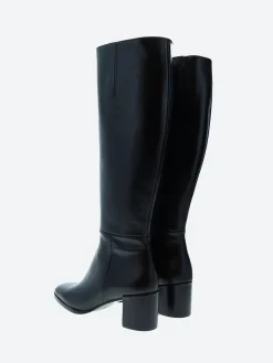 gravitypope - Zada in Black Coy