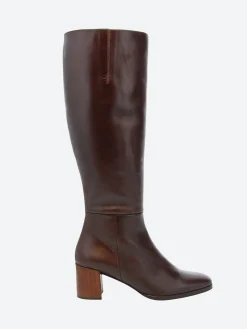 gravitypope - Zada in T.Moro Coy