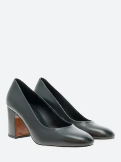 gravitypope - Zan Pumps in Black