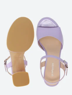 gravitypope - Zelie in Lavanda Baku