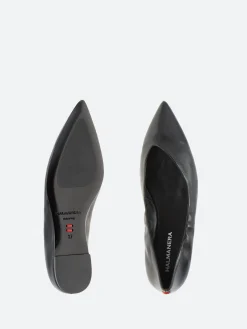 Halmanera - Luna 31 Pointed Toe Flat in Nero Baron