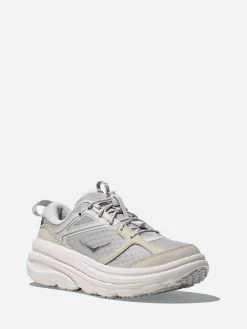 HOKA One One - Bondi B3 in Grey and White