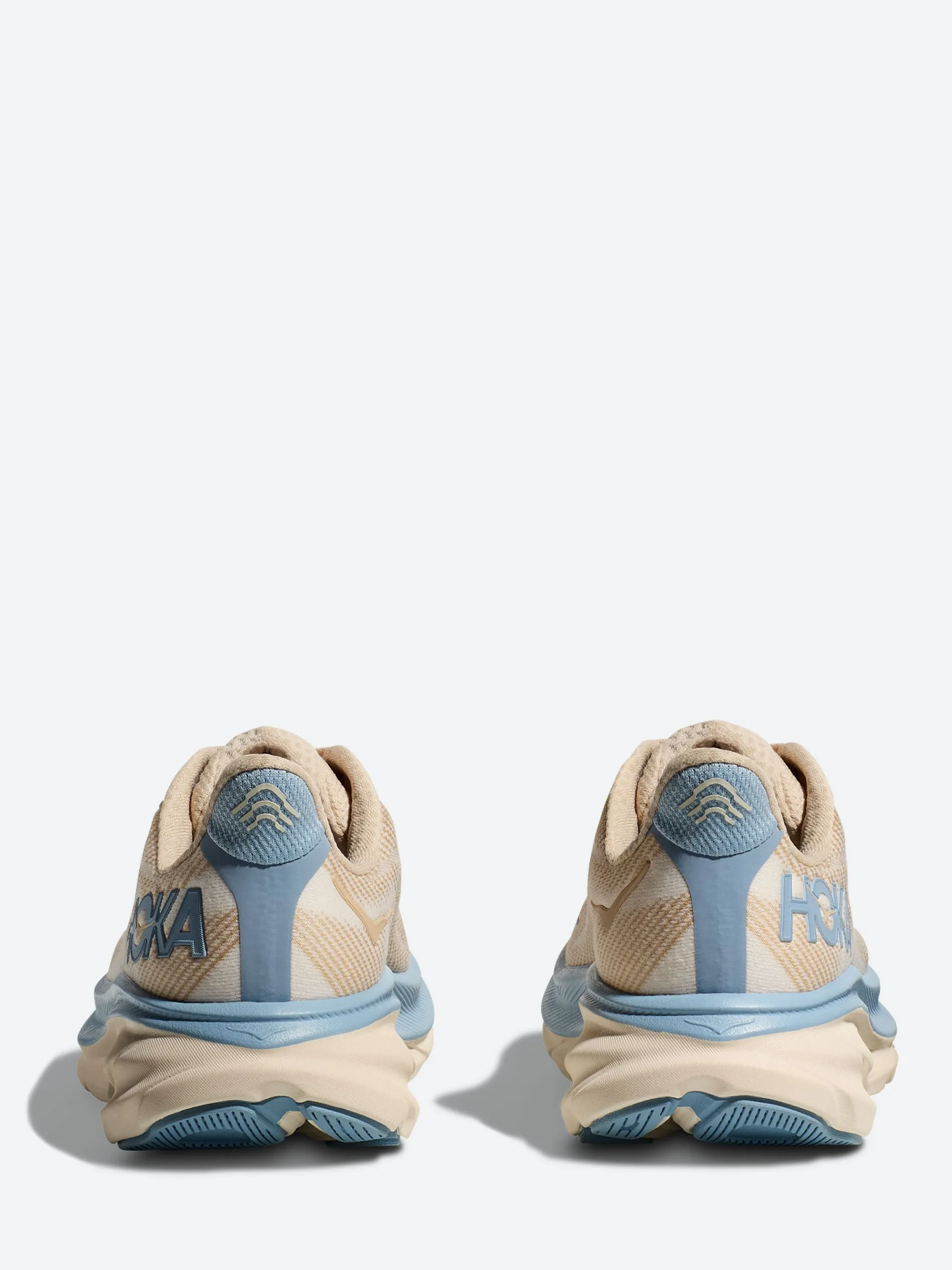 HOKA One One - Clifton 9 in Oak and Alabaster