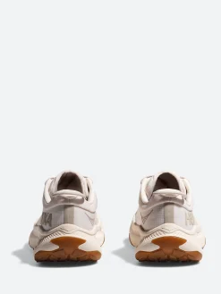 HOKA One One - Transport in Eggnog