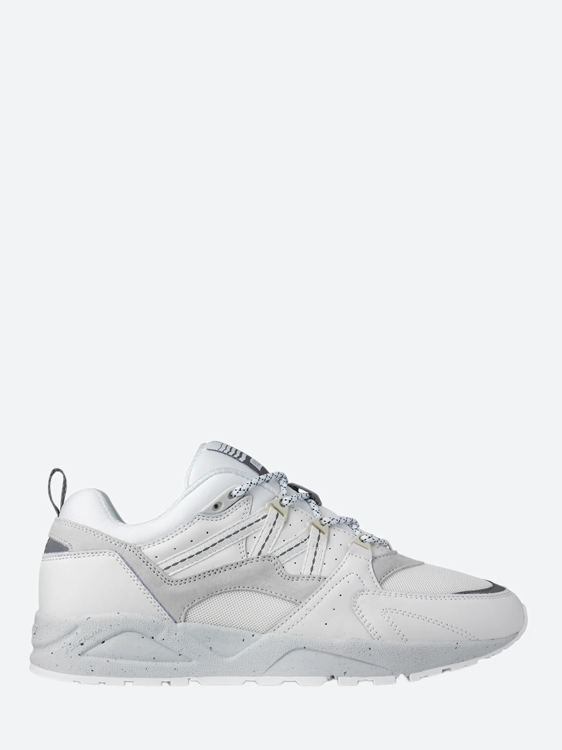 Karhu - Fusion 2.0 in Bright White/Foggy