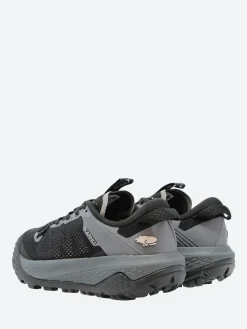Karhu - Ikoni Trail in Black/Black