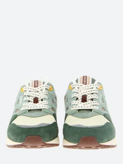 Karhu - Legacy 96 in Wreath and Taupe