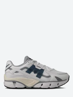 Karhu - Super Fulcrum in White and Deep Dive