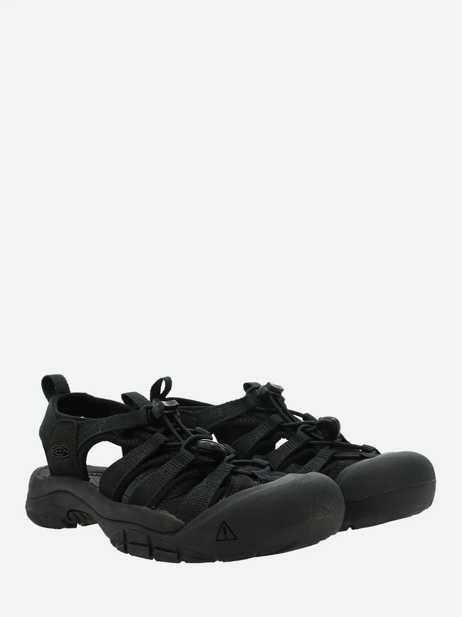 KEEN - Newport H2 in Triple Black