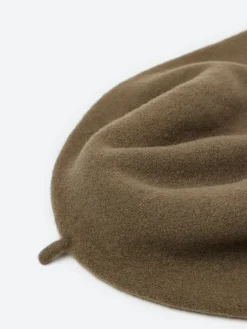 Kopka Accessories - Wool Roll Up Beret in Military