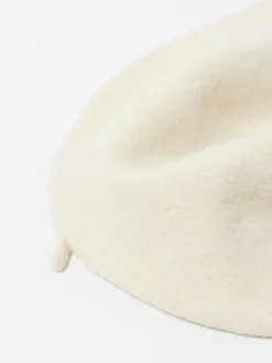 Kopka Accessories - Wool Roll Up Beret in Natural