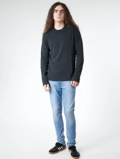 Labo.Art - Men's Basica L/S Mila T-Shirt in Black