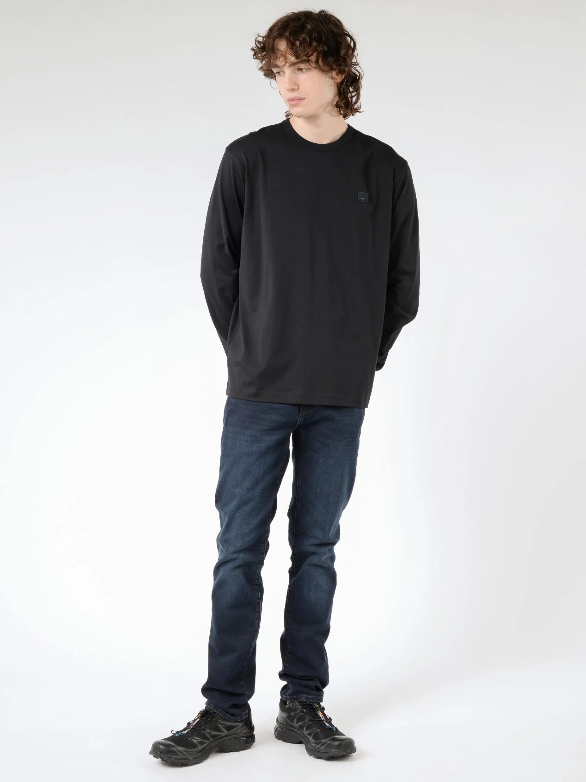 Levi's - 511 Slim in Chicken Of The Wood (Dark Blue)