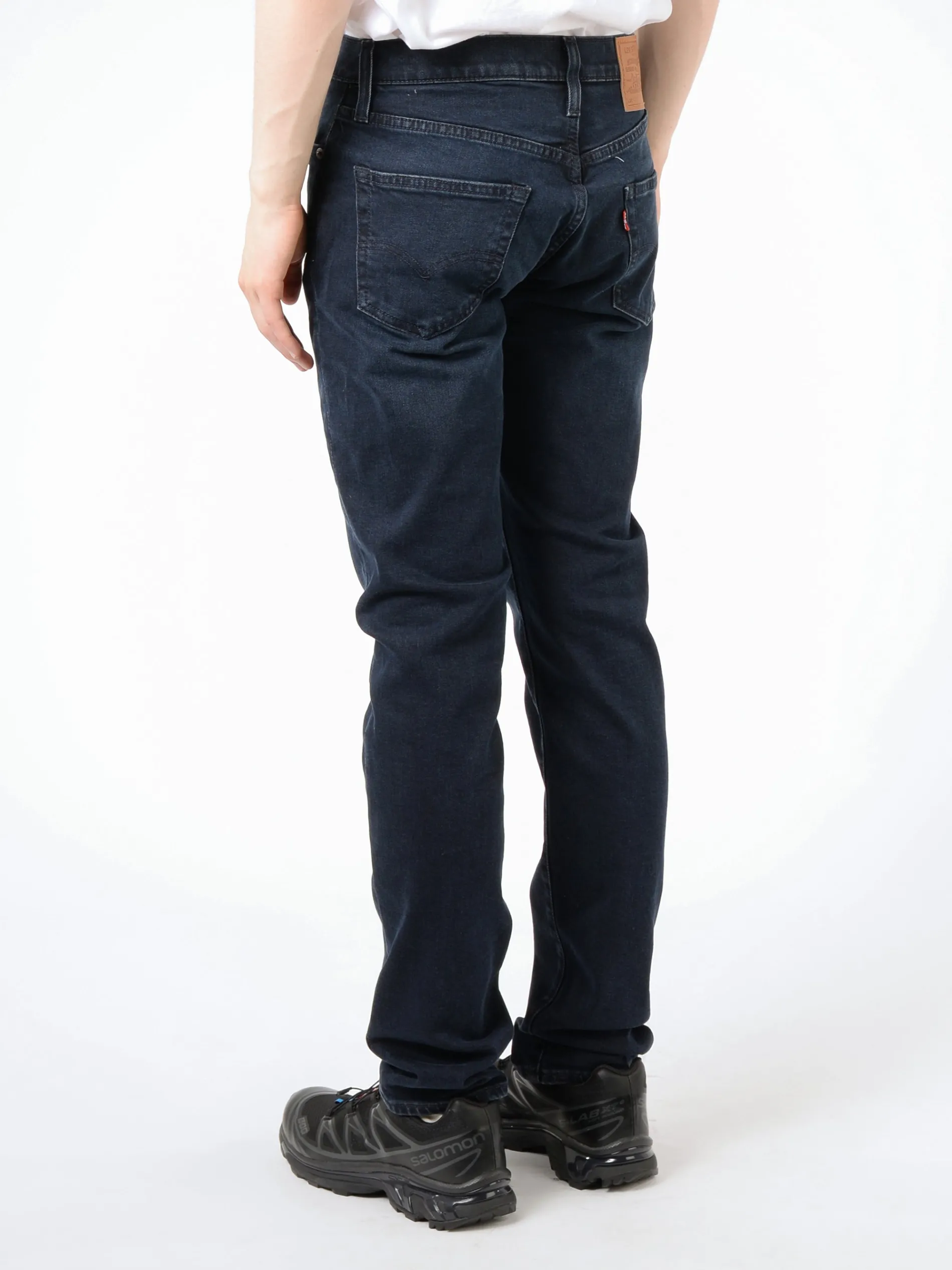 Levi's - 511 Slim in Chicken Of The Wood (Dark Blue)
