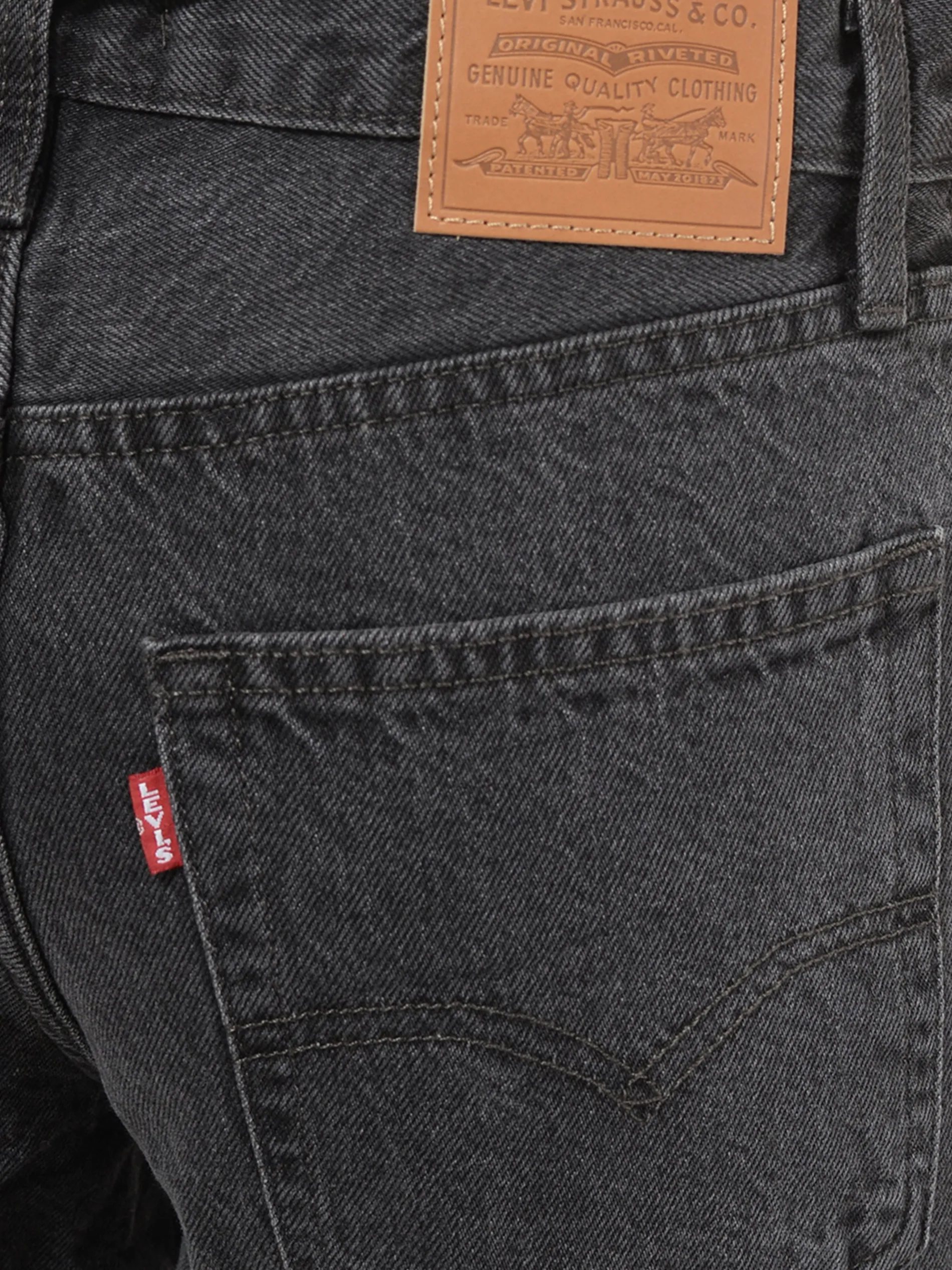 Levi's - Baggy Dad in Boot Barn Stone (Used Black)