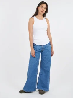 Levi's - Baggy Dad Wide Leg in Cause and Effect (Medium Wash)