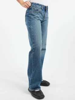 Levi's - Low Loose in Living the Good Life (Dark Wash)