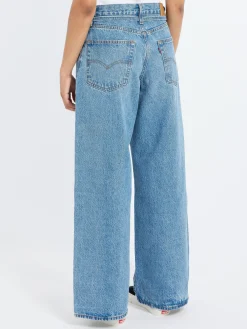 Levi's - XL Straight Women's Jeans in Thanks Friend (Light Blue)