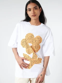 Marni - T-Shirt with Wordsearch Flower Print in Lily White