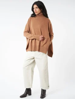 Ma'ry'ya - YLK023 Turtleneck in Camel