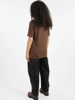 Merz b. Schwanen - SCT04 Unisex T-Shirt in Chocolate