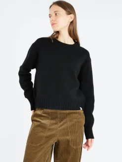 Merz b. Schwanen - WLOCC01 Women's Crew Neck Pullover in Black