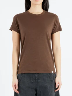 Merz b. Schwanen - Women's Relaxed T-Shirt in Chocolate